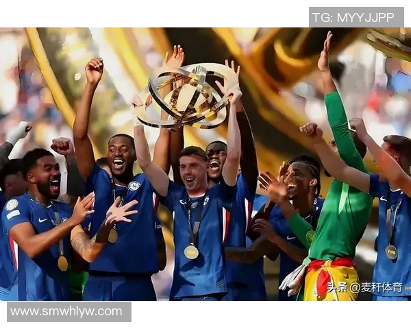 足总杯精彩对决里昂凭神扑力克拜仁战术解析与精彩瞬间回顾